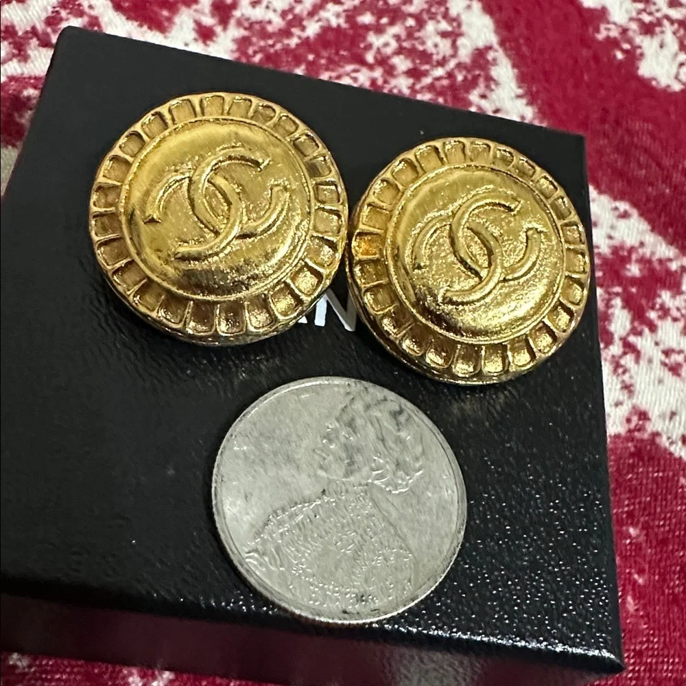 Chanel Gold-Tone Interlocking CC Button Earrings - Picture 8 of 10